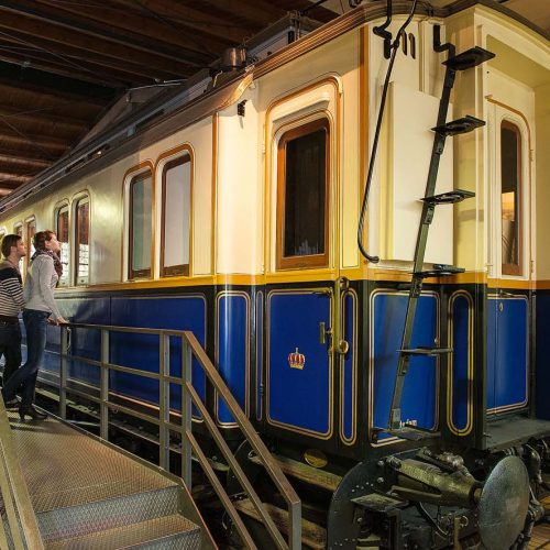 Außenansicht Salonwagen Kaiser Wilhelm II. Außenansicht Salonwagen Kaiser Wilhelm II.