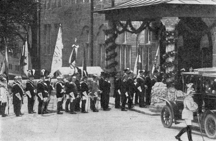 Die Jenaer Studentenvertreter beziehen die neue Universität