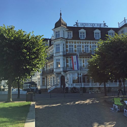 bl_ahlbecker-hof-auto bl_ahlbecker-hof-auto