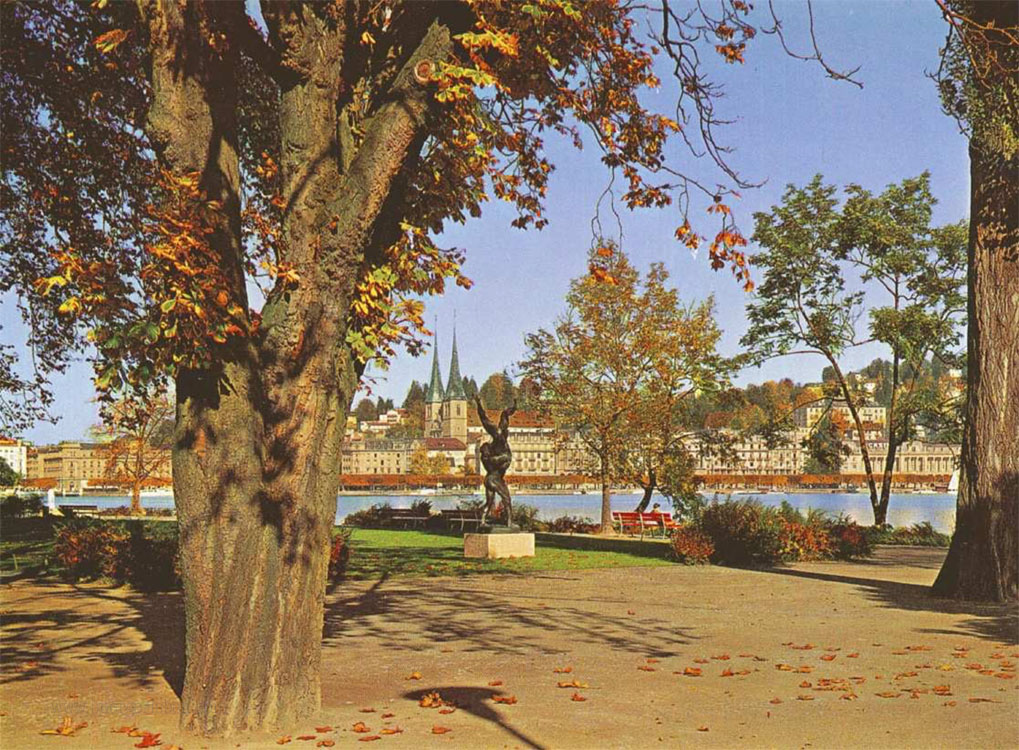 schwingerdenkmal-neu schwingerdenkmal-neu