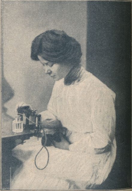 sz.-0809-s.-642-assistentin-arzt.jpeg sz.-0809-s.-642-assistentin-arzt.jpeg