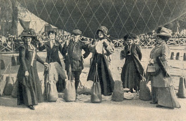 das-prasidium-des-franzosischen-luftschifferinnen-klubs-stella