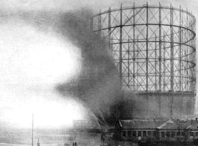 gasometer_hh-grasbrook_explosion_am_7-12-1909_cropped gasometer_hh-grasbrook_explosion_am_7-12-1909_cropped