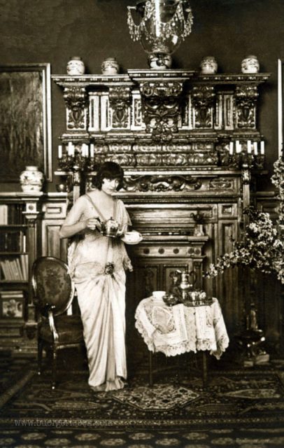 pk-asta-nielsen-in-ihrem-heim pk-asta-nielsen-in-ihrem-heim