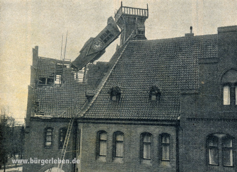 sz.-f.-dh.-1910_11-s.-587-heft.25-einsturz-rathausturm sz.-f.-dh.-1910_11-s.-587-heft.25-einsturz-rathausturm