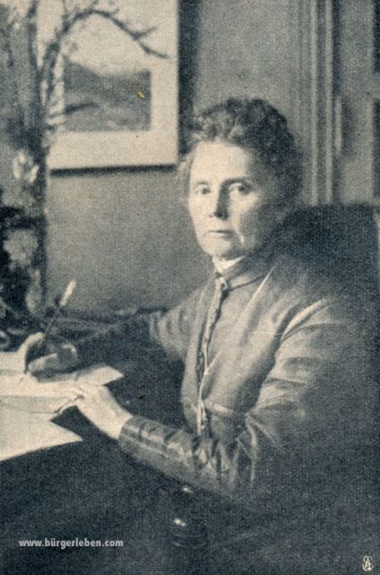 woche-1911-1.-nr.5-s.182-anna-rogstad-