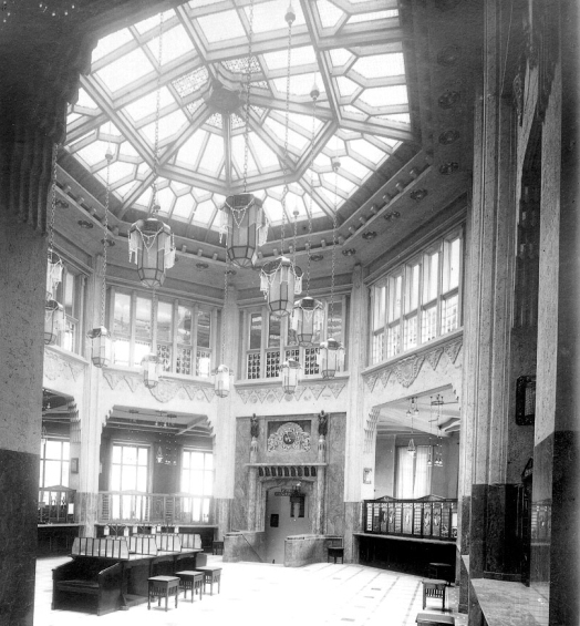 004-deutsche-bank-schalterraum