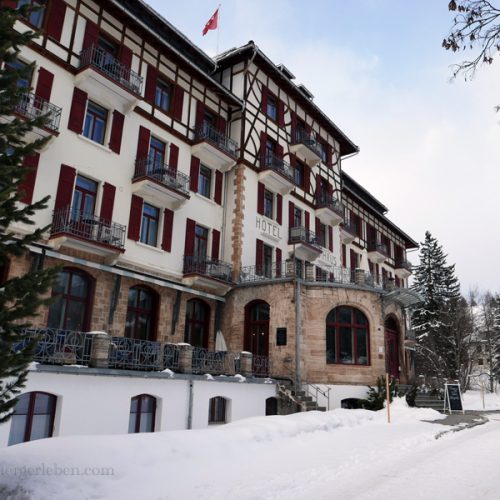 ein imposanter Bau ein imposanter Bau