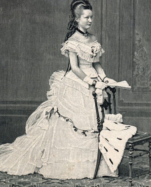 ulm-1897_98-1.-s.402-kaiserin-mit-18