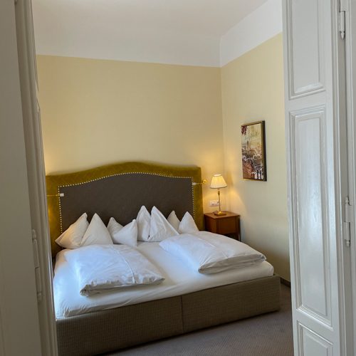 bild1_parkhotel_graz_bett bild1_parkhotel_graz_bett