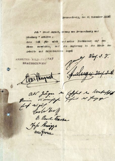 braunschweig_abdankungsurkunde_ernst_august_8_nov_1918_nla_stawo_144_urk-nr_1_300dpi_cmyk