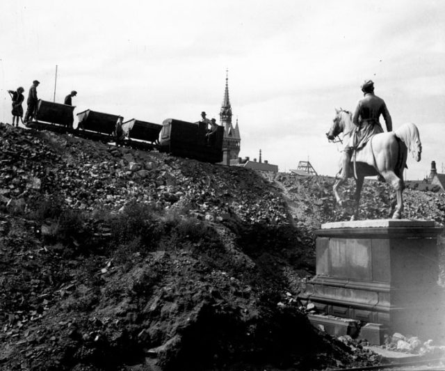 g_ix_126_akz_2011_025