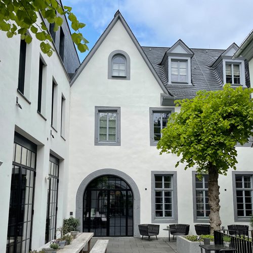 bild4_purs_aussen bild4_purs_aussen