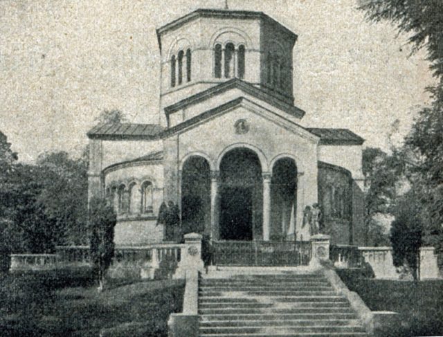 sz_00_01_s.375_aussere_mausoleum_sm