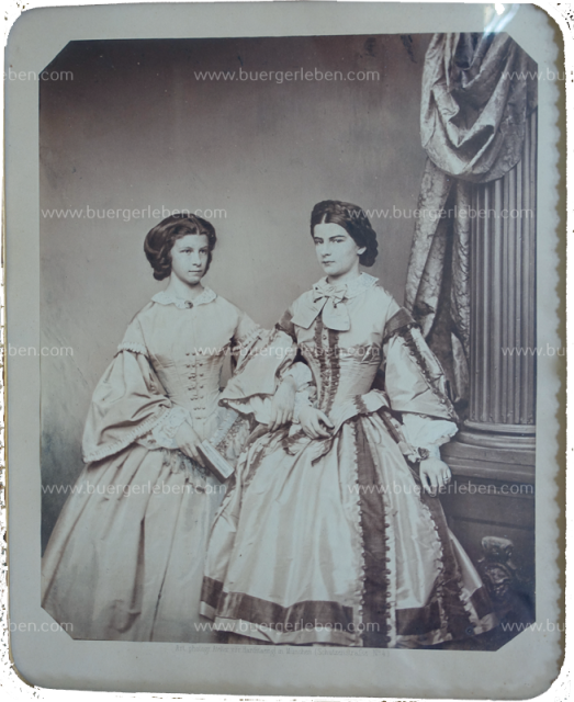 03_marie-mathilde-kopie 03_marie-mathilde-kopie