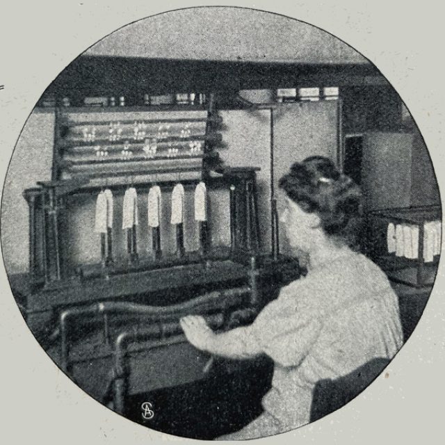 wdf_10_s292_abbrennendergluhstrumpfe-