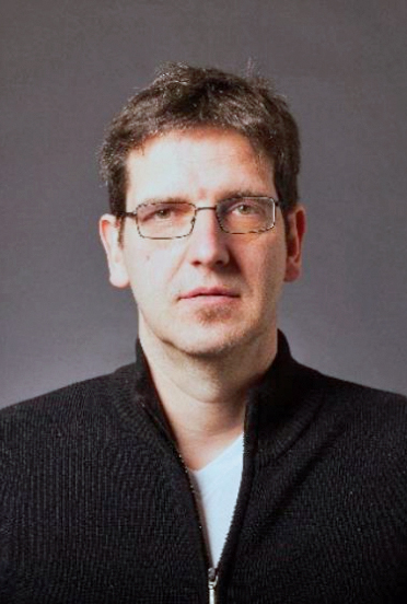 portraet_ralph_knobelsdorf portraet_ralph_knobelsdorf